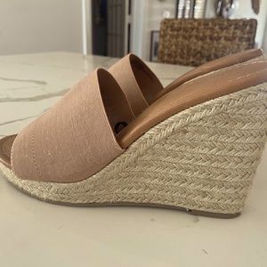 Express Wedges